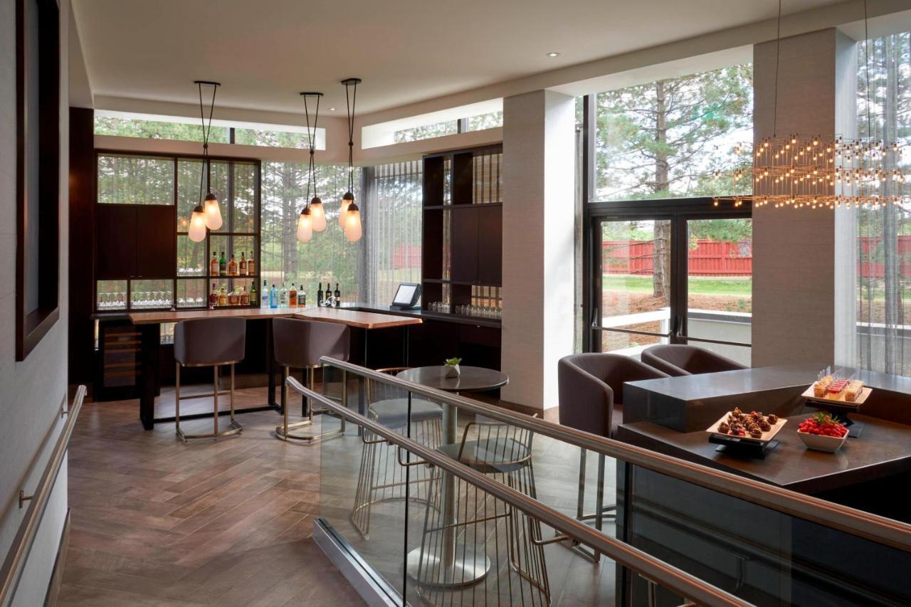 Toronto Airport Marriott Hotel Екстер'єр фото