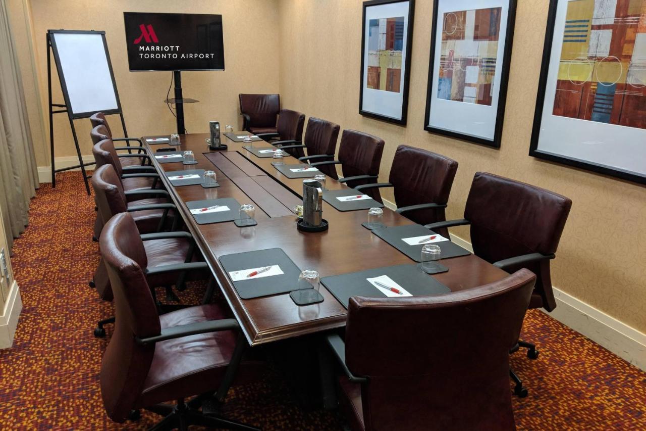 Toronto Airport Marriott Hotel Екстер'єр фото