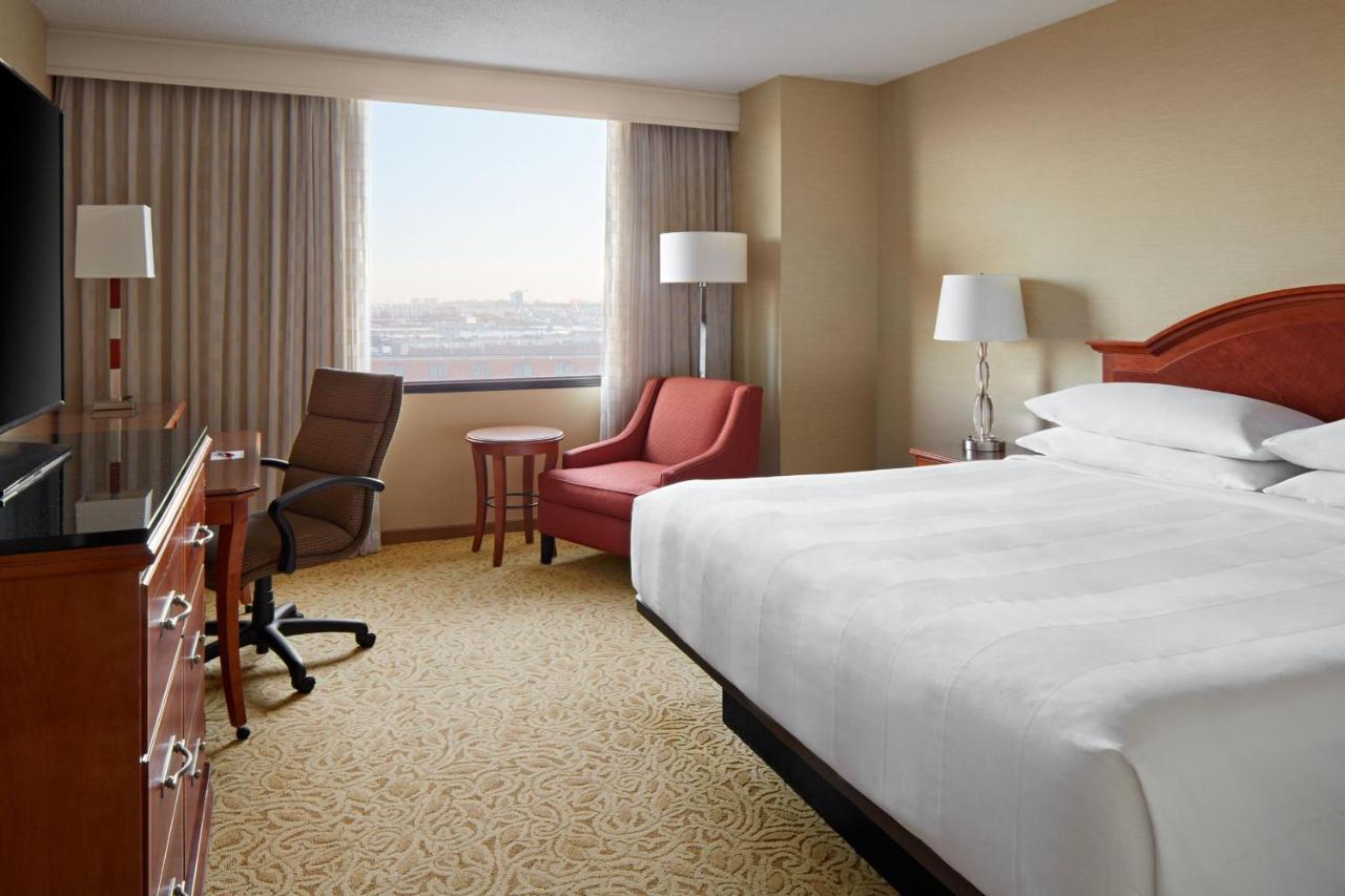 Toronto Airport Marriott Hotel Екстер'єр фото