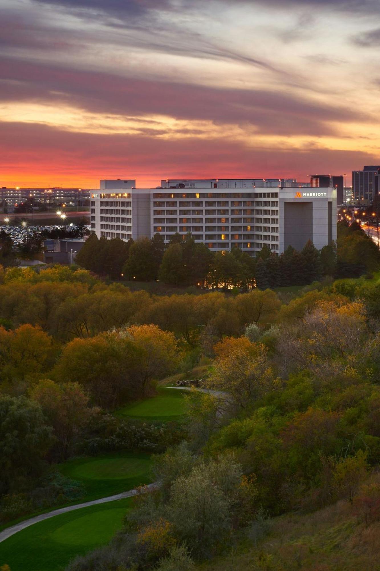 Toronto Airport Marriott Hotel Екстер'єр фото